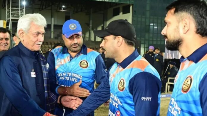 Kashmiri Pandit समुदाय के युवा खिलाड़ियों के उत्साह को बढ़ाने के लिए मनोज सिन्हा का प्रेरणादायक संदेश सबको भावुक कर गया